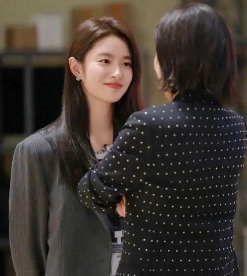 娱乐圈吃瓜爆料戚薇,揭秘明星背后的真实故事  第1张